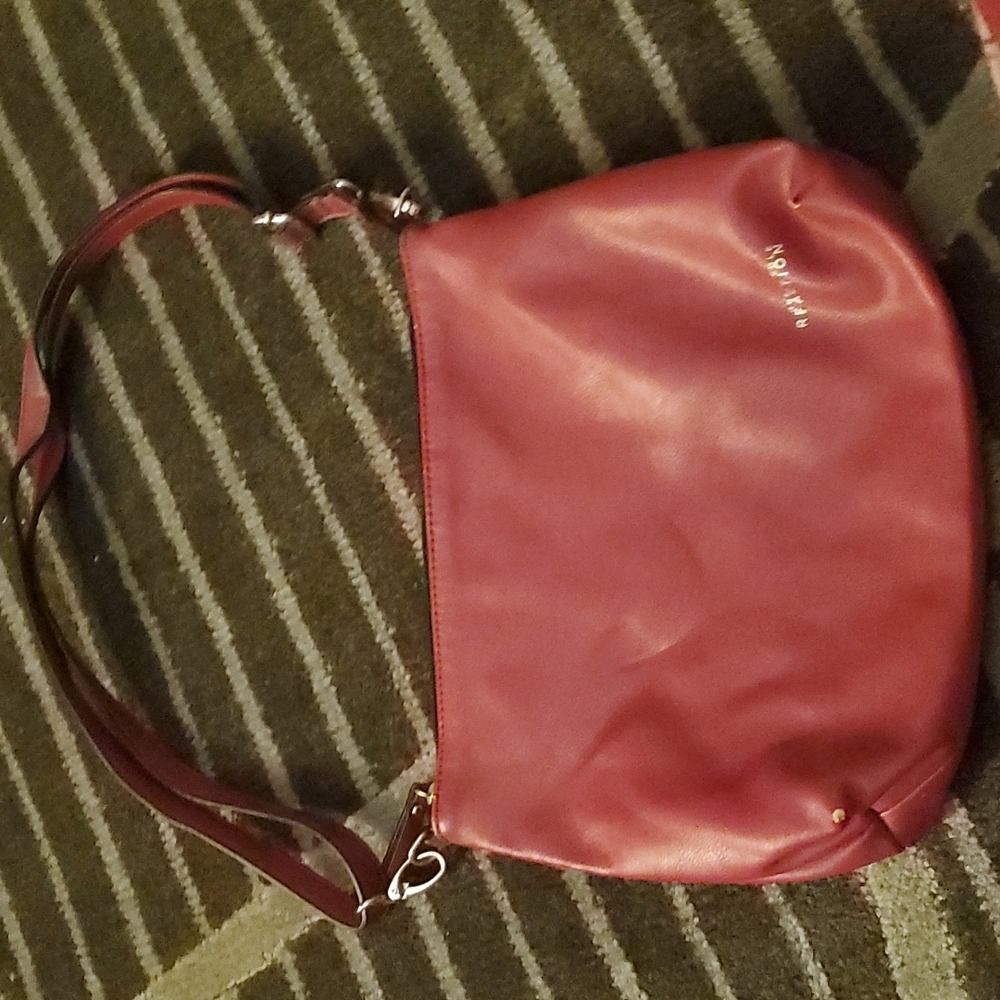 Kenneth Cole reaction purse - Picture 5 of 9